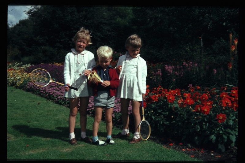 21.Delft aug 1968 Brigitte,Marion,Peter.JPG